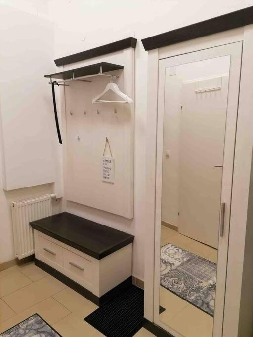 Feine Wohnung Direkt Am Yppen- Und Brunnenmarkt Viena Exterior foto
