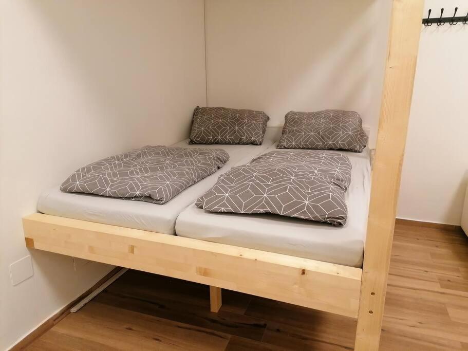 Feine Wohnung Direkt Am Yppen- Und Brunnenmarkt Viena Exterior foto